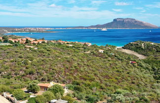 Photo 2 - Maison de 3 chambres à Golfo Aranci avec terrasse et vues à la mer