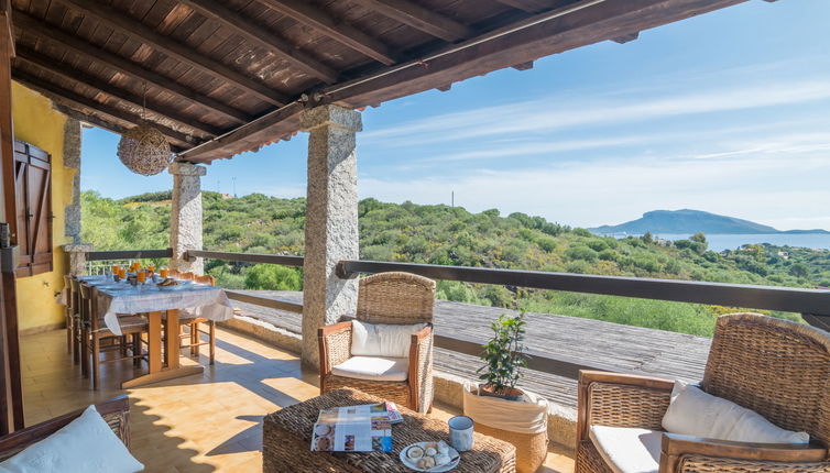 Photo 1 - Maison de 3 chambres à Golfo Aranci avec jardin et terrasse