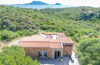 Foto 3 - Casa con 3 camere da letto a Golfo Aranci con terrazza e vista mare