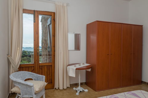 Foto 17 - Casa con 3 camere da letto a Golfo Aranci con terrazza e vista mare