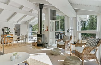 Photo 2 - Maison de 3 chambres à Vesterø Havn avec terrasse et sauna