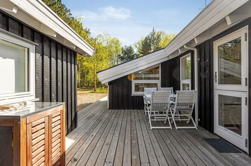 Photo 25 - Maison de 3 chambres à Vesterø Havn avec terrasse et sauna