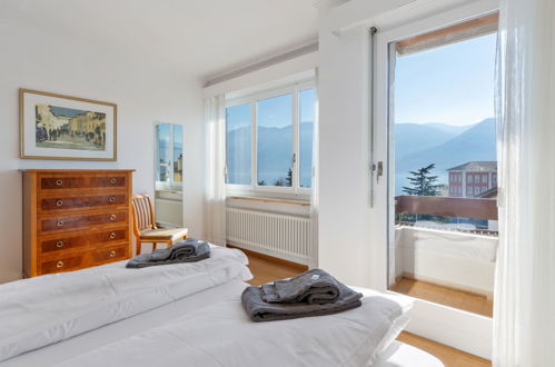 Foto 3 - Apartment mit 3 Schlafzimmern in Brissago mit blick auf die berge