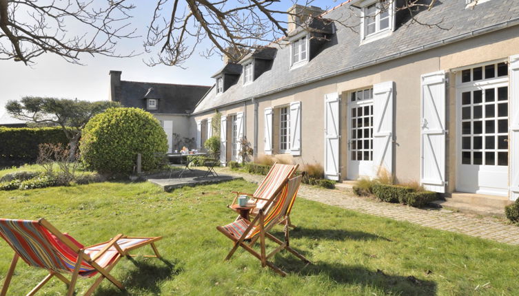 Foto 1 - Casa con 4 camere da letto a Pleumeur-Bodou con giardino e vista mare