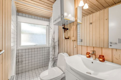 Foto 14 - Casa de 2 quartos em Ulfborg com terraço e sauna