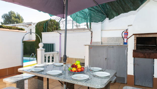 Haus mit 4 Schlafzimmern in Mont-roig del Camp mit schwimmbad und garten - Foto 2
