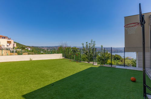 Photo 34 - Maison de 4 chambres à Opatija avec piscine privée et jardin