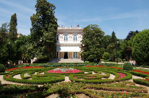 Foto 28 - Appartamento a Opatija con giardino e terrazza