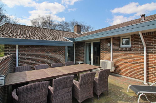 Photo 30 - Maison de 5 chambres à Blåvand avec piscine privée et terrasse