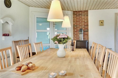 Photo 11 - 5 bedroom House in Blåvand with private pool and terrace
