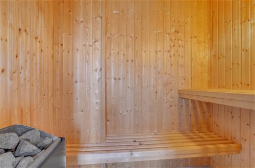 Photo 7 - Maison de 4 chambres à Blokhus avec terrasse et sauna