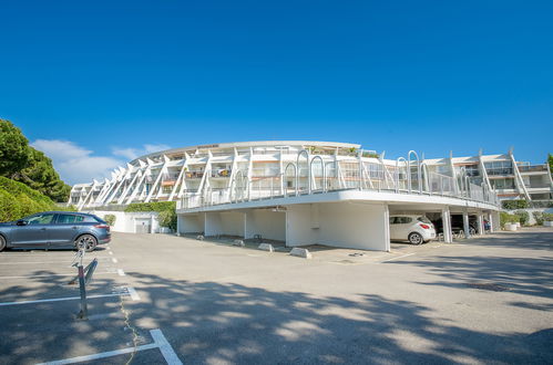 Foto 20 - Appartamento con 1 camera da letto a La Grande-Motte con piscina e vista mare