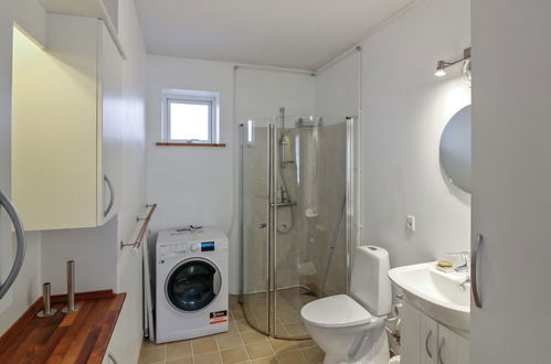 Foto 15 - Apartamento de 2 quartos em Allinge com piscina e terraço