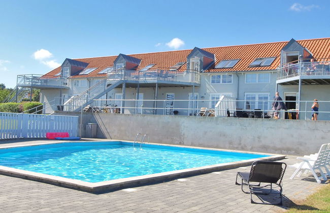 Apartamento de 2 quartos em Allinge com piscina e terraço - Foto 2