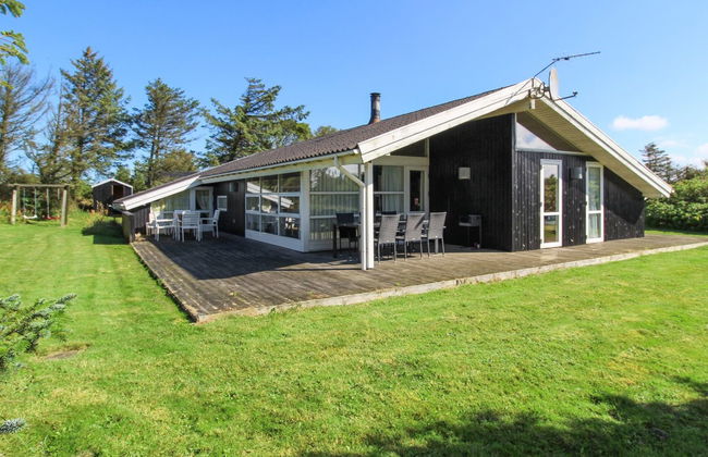 Casa de 4 quartos em Løkken com piscina privada e terraço - Foto 1