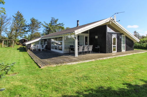 Foto 1 - Casa de 4 habitaciones en Løkken con piscina privada y terraza