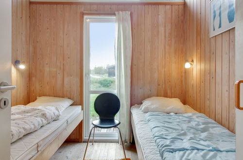 Foto 11 - Casa de 4 quartos em Løkken com piscina privada e terraço