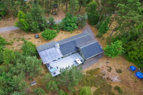 Foto 16 - Casa de 3 quartos em Aakirkeby com terraço e sauna