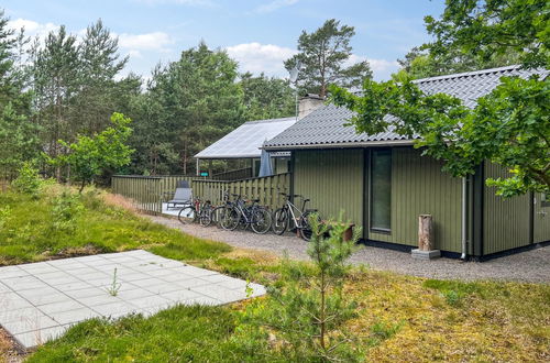Foto 3 - Casa de 3 quartos em Aakirkeby com terraço e sauna