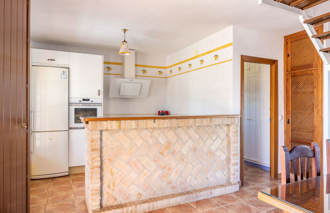 Casa de 4 quartos em Sanlúcar la Mayor com piscina privada e jardim - Foto 8