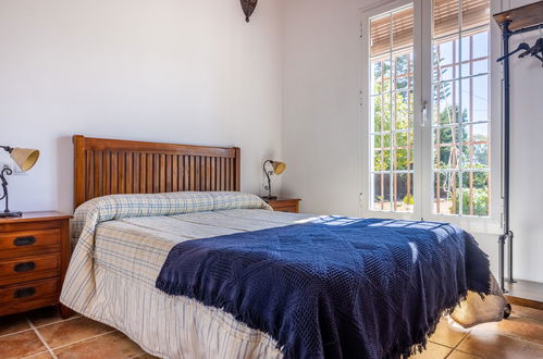 Foto 4 - Casa con 3 camere da letto a Sanlúcar la Mayor con piscina privata e giardino