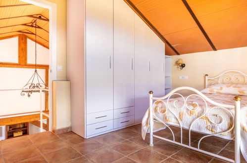 Foto 5 - Casa con 3 camere da letto a Sanlúcar la Mayor con piscina privata e giardino