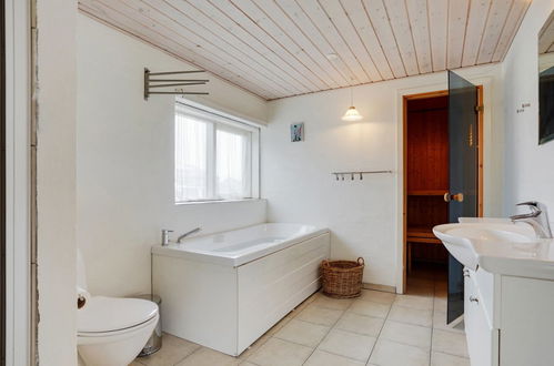 Foto 6 - Casa de 4 quartos em Løkken com terraço e sauna