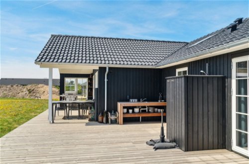 Foto 15 - Casa de 3 habitaciones en Føllenslev con terraza