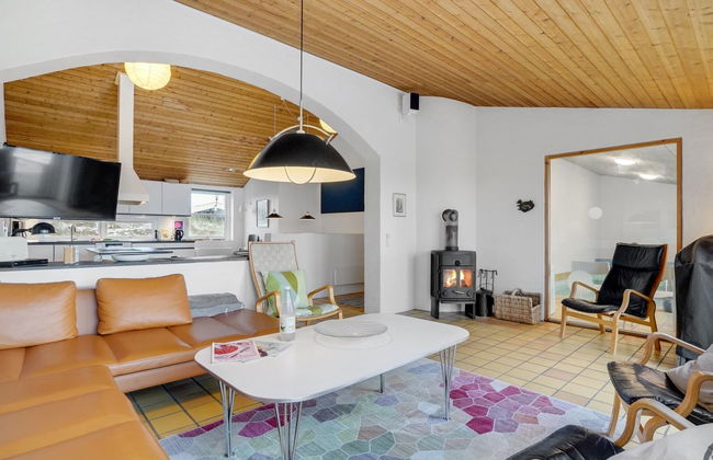 Casa de 4 quartos em Klitmøller com piscina privada e terraço - Foto 25
