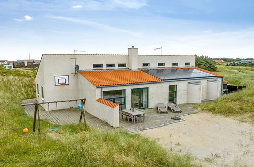 Photo 1 - 4 bedroom House in Klitmøller with private pool and terrace
