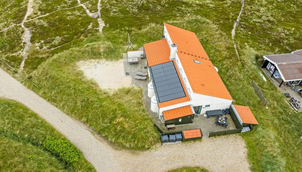 Casa de 4 quartos em Klitmøller com piscina privada e terraço - Foto 4