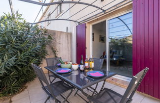 Photo 1 - Maison de 2 chambres à Aigues-Mortes avec terrasse et vues à la mer