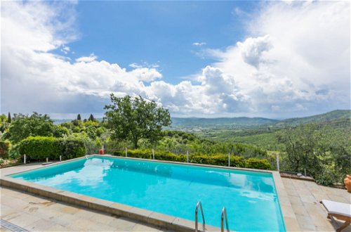 Foto 3 - Casa de 2 quartos em Bucine com piscina privada e jardim