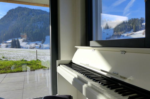 Photo 8 - 1 bedroom Apartment in Zweisimmen with terrace and mountain view