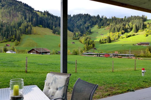 Foto 21 - Apartamento de 1 habitación en Zweisimmen con terraza y vistas a la montaña