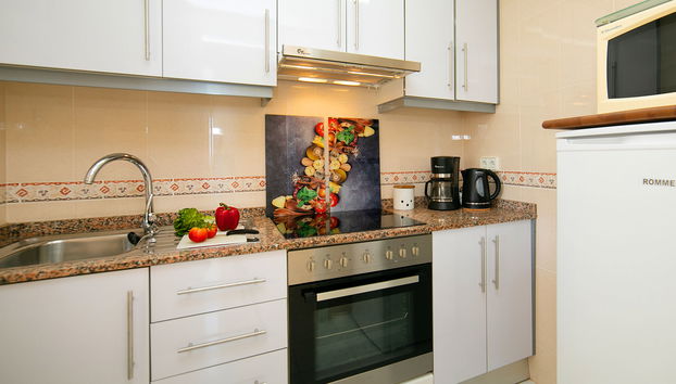 Apartment mit 4 Schlafzimmern in Calp mit schwimmbad und garten - Foto 4