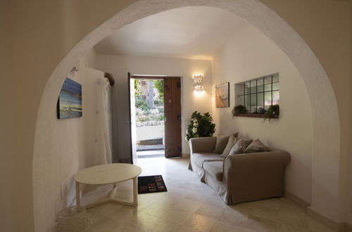 Foto 18 - Apartamento de 1 quarto em Arzachena com jardim e terraço