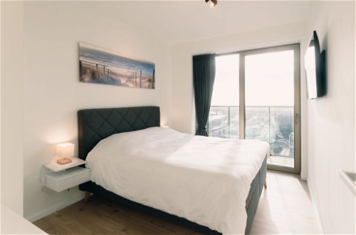 Foto 27 - Appartamento con 3 camere da letto a Ostenda con giardino e vista mare