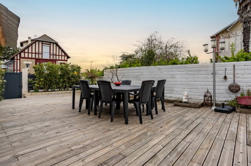 Photo 24 - Maison de 5 chambres à Merville-Franceville-Plage avec jardin et terrasse