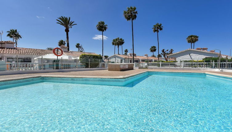 Photo 1 - Maison de 2 chambres à San Bartolomé de Tirajana avec piscine et jardin