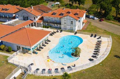 Foto 29 - Apartamento de 1 quarto em Cassen com piscina e terraço