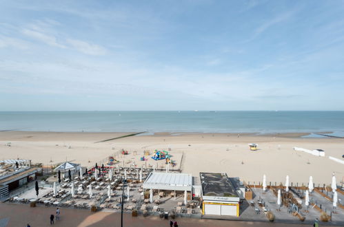 Foto 29 - Appartamento con 3 camere da letto a Blankenberge con vista mare