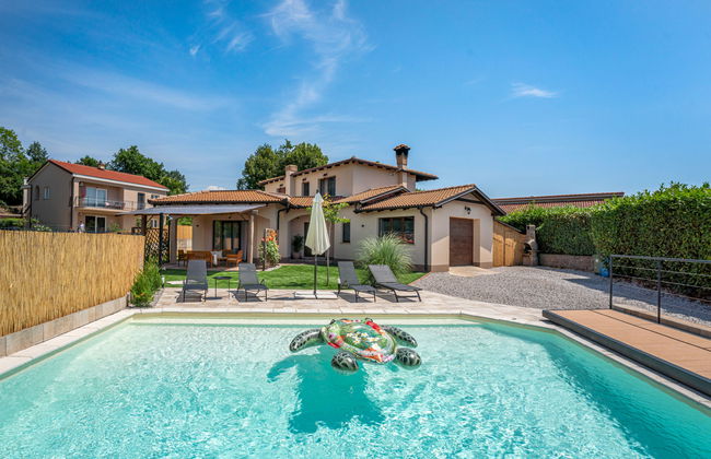 Casa de 5 quartos em Kastav com piscina privada e jardim - Foto 52