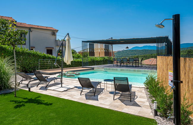 Casa de 5 quartos em Kastav com piscina privada e jardim - Foto 43