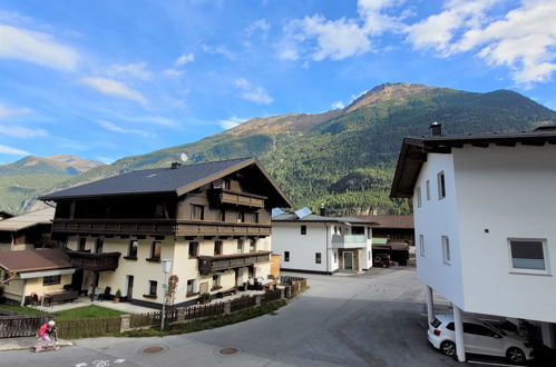 Foto 5 - Apartment mit 1 Schlafzimmer in Längenfeld mit garten und blick auf die berge