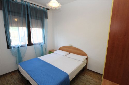 Foto 14 - Appartamento con 2 camere da letto a Rosolina con giardino e vista mare