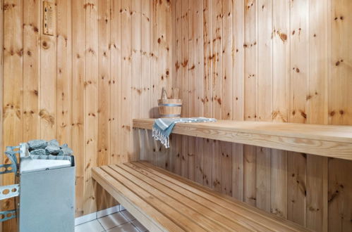 Foto 23 - Casa de 3 quartos em Nexø com terraço e sauna