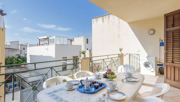 Photo 1 - Appartement de 3 chambres à San Vito Lo Capo avec terrasse et vues à la mer