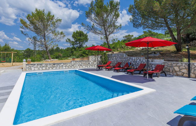 Casa de 7 quartos em Raša com piscina privada e jardim - Foto 42