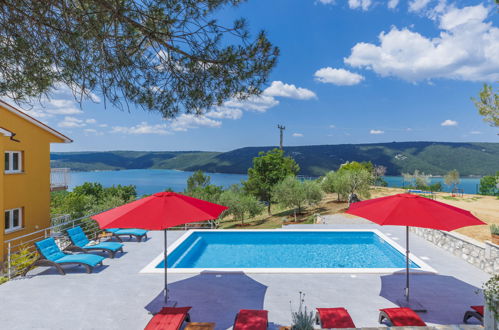 Photo 2 - 5 bedroom House in Raša with private pool and sea view